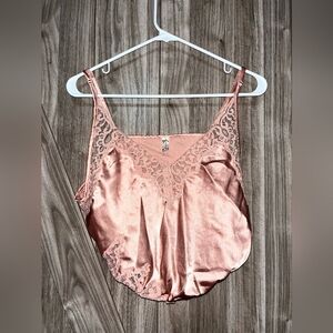 Free People silk intimate cami top in excellent condition. Size XS Night Out Blo